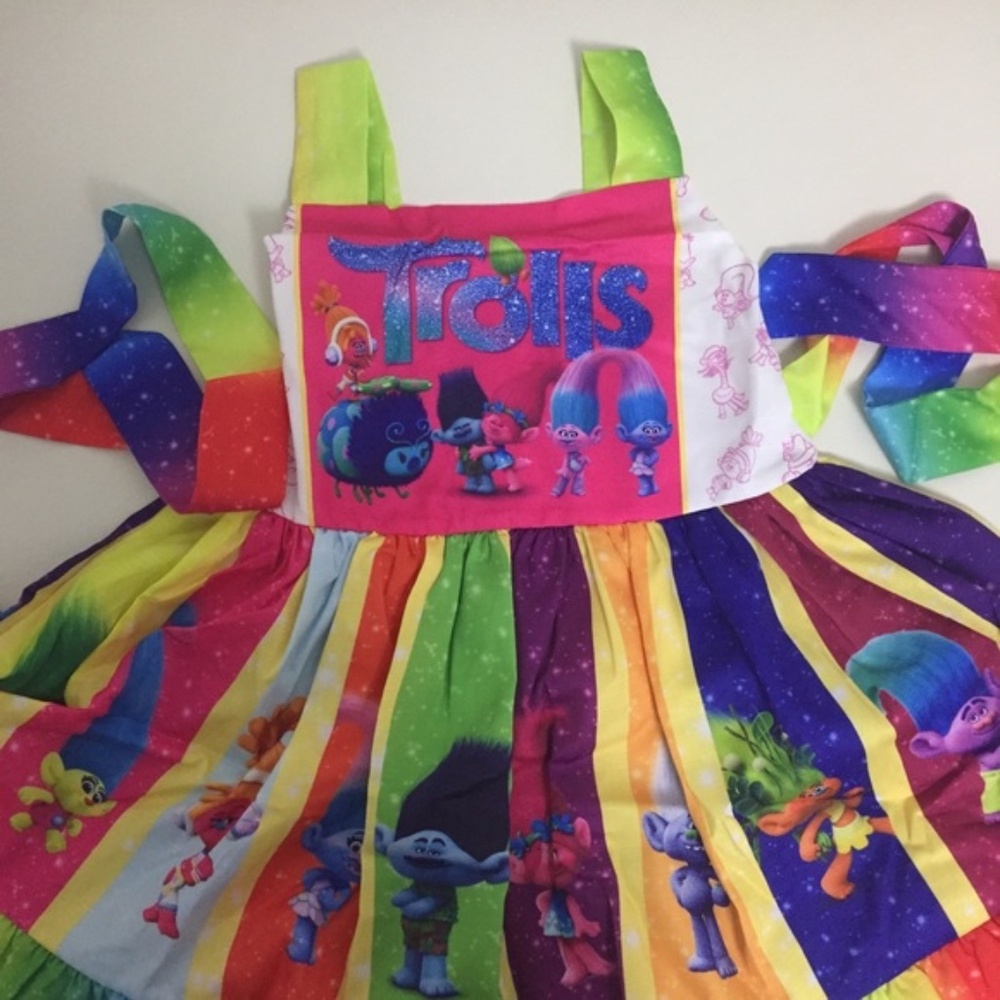 Boutique Cute Luxury Troll Dress - Picture 2 of 8